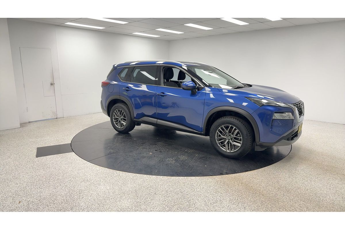 2022 Nissan X-TRAIL ST T33