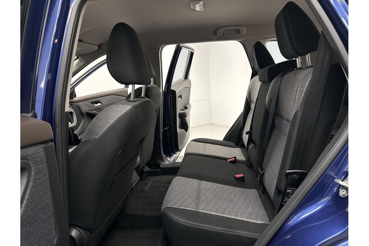 2022 Nissan X-TRAIL ST T33