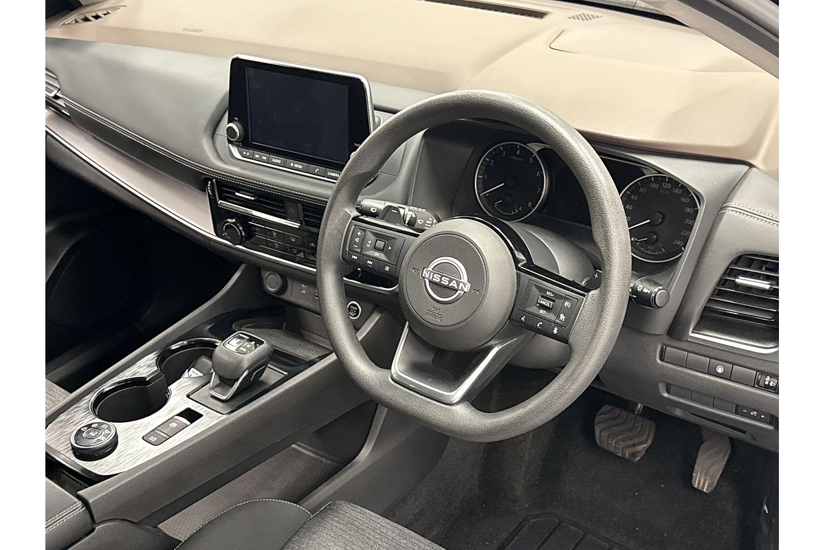 2022 Nissan X-TRAIL ST T33