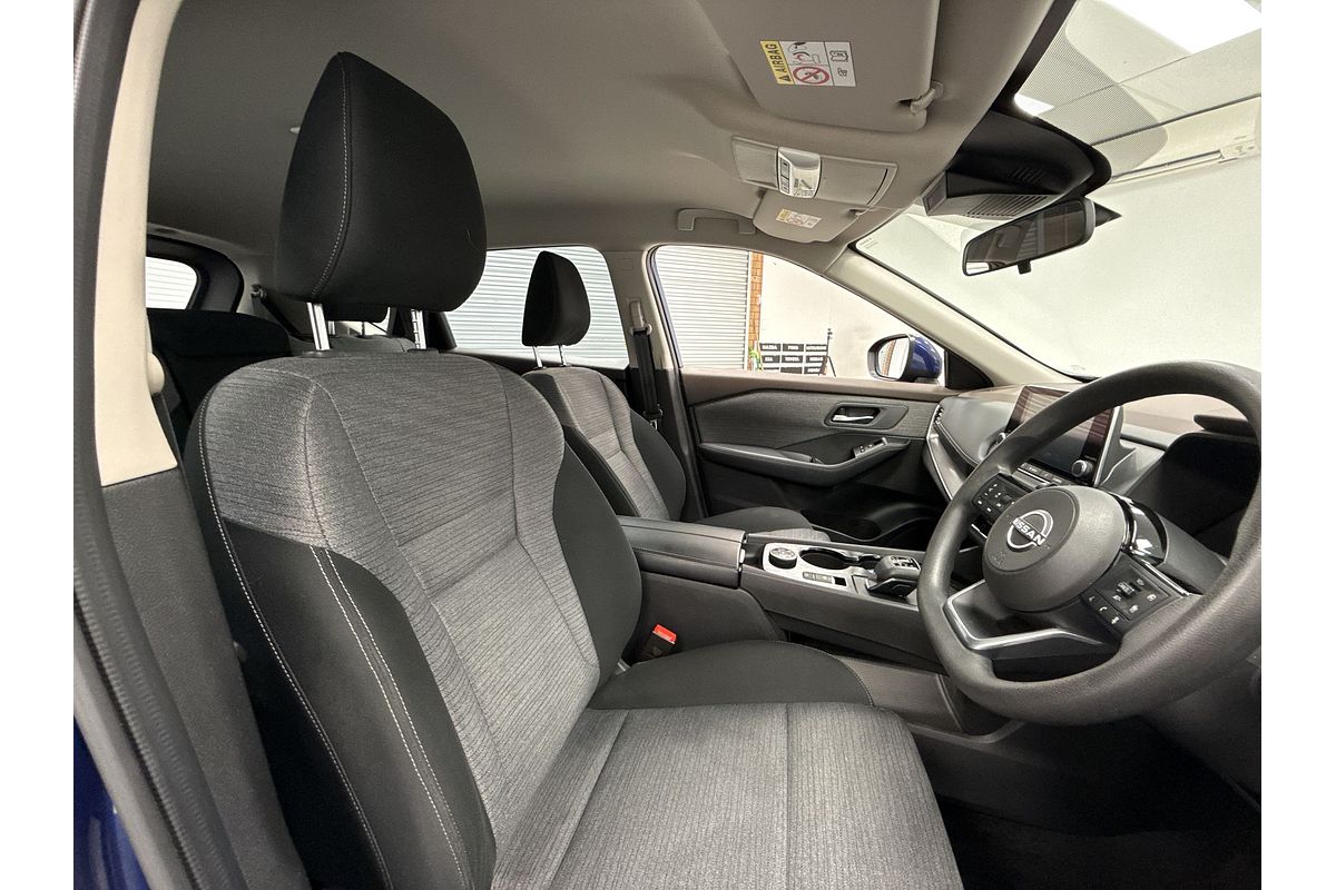 2022 Nissan X-TRAIL ST T33