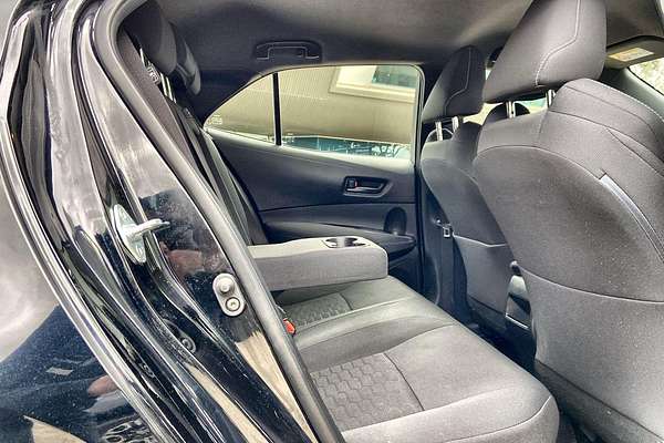 2018 Toyota Corolla Ascent Sport Hybrid ZWE211R