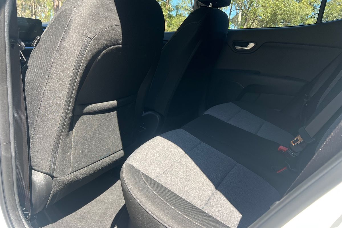 2024 Kia Stonic S YB