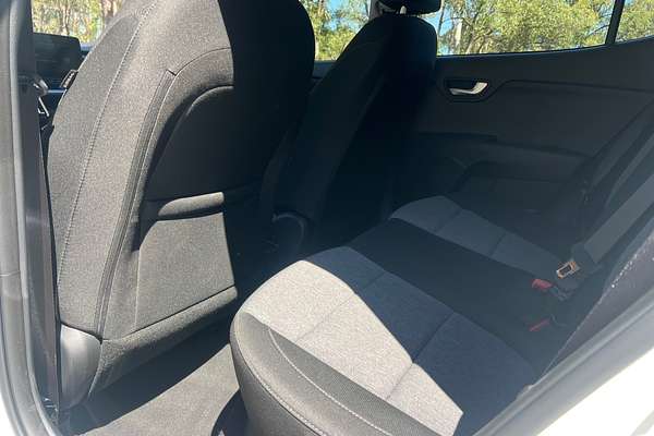 2024 Kia Stonic S YB