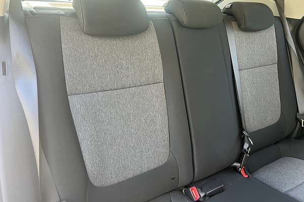 2024 Kia Stonic S YB