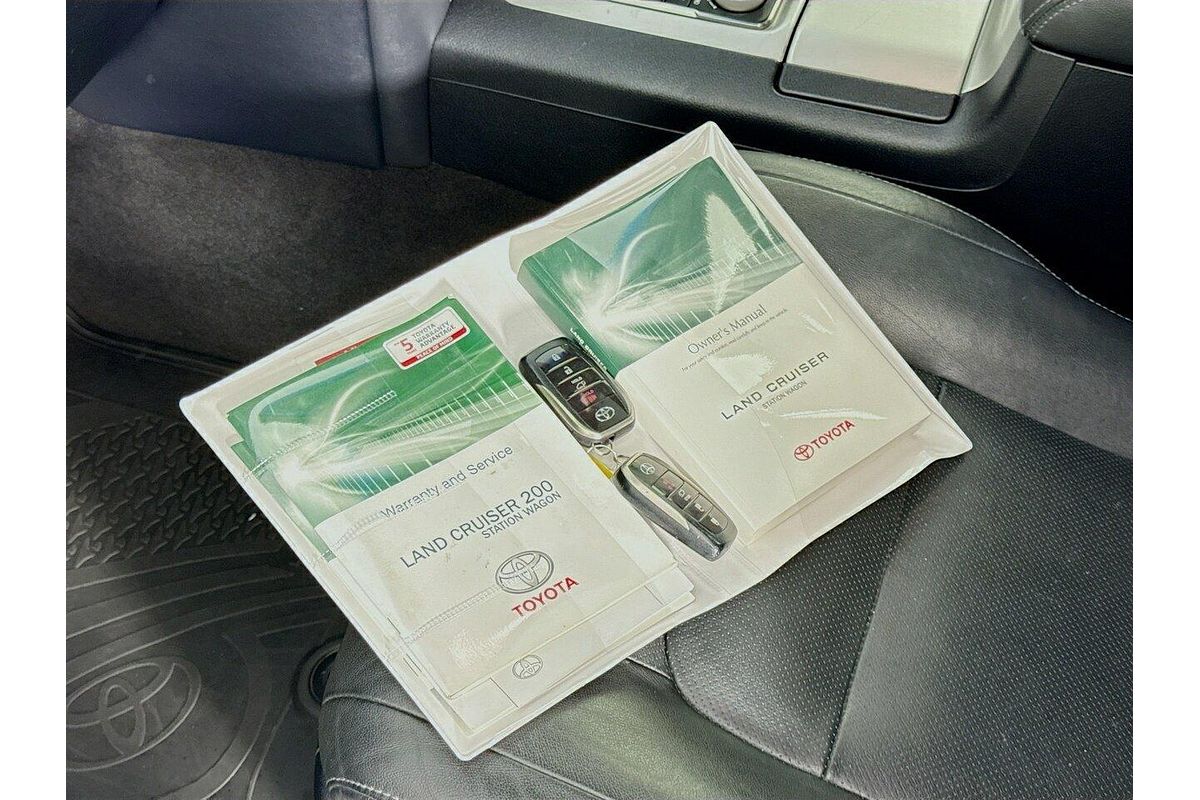 2019 Toyota Landcruiser Sahara VDJ200R