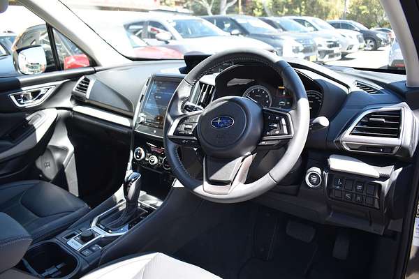 2025 Subaru Forester 2.5i Luxury Special Edition S5