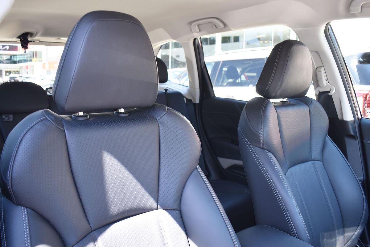 2025 Subaru Forester 2.5i Luxury Special Edition S5