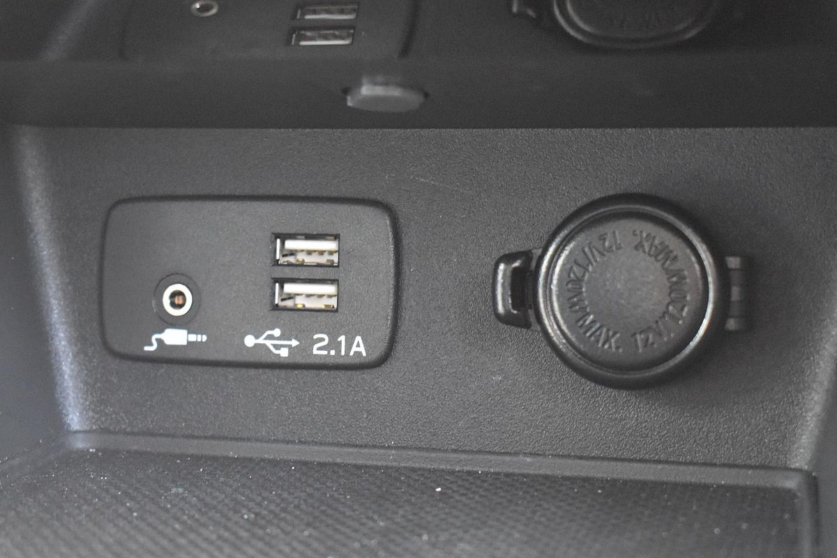 2025 Subaru Forester 2.5i Luxury Special Edition S5