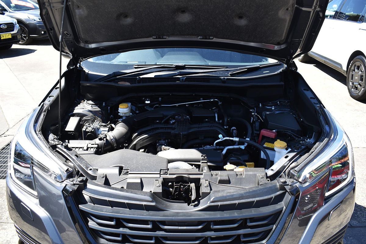 2025 Subaru Forester 2.5i Luxury Special Edition S5