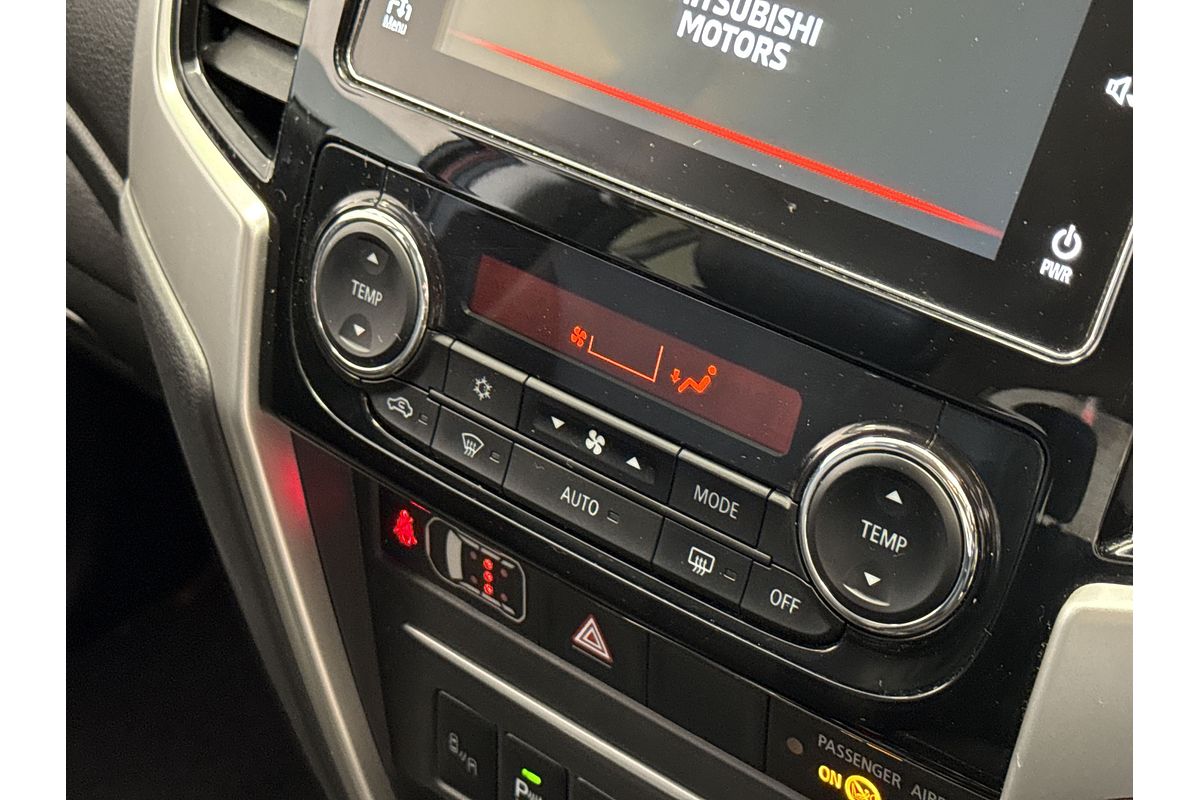 2022 Mitsubishi Triton GSR MR 4X4