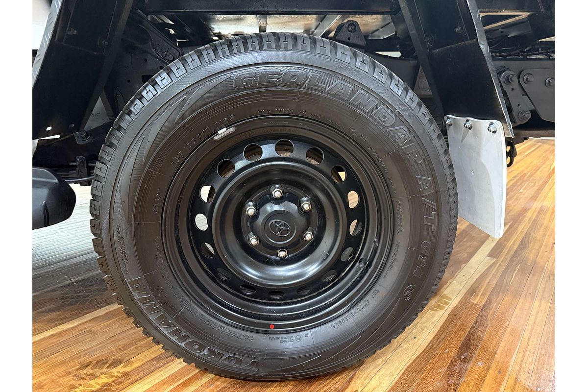 2022 Toyota Hilux SR GUN126R 4X4