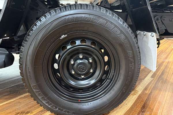 2022 Toyota Hilux SR GUN126R 4X4