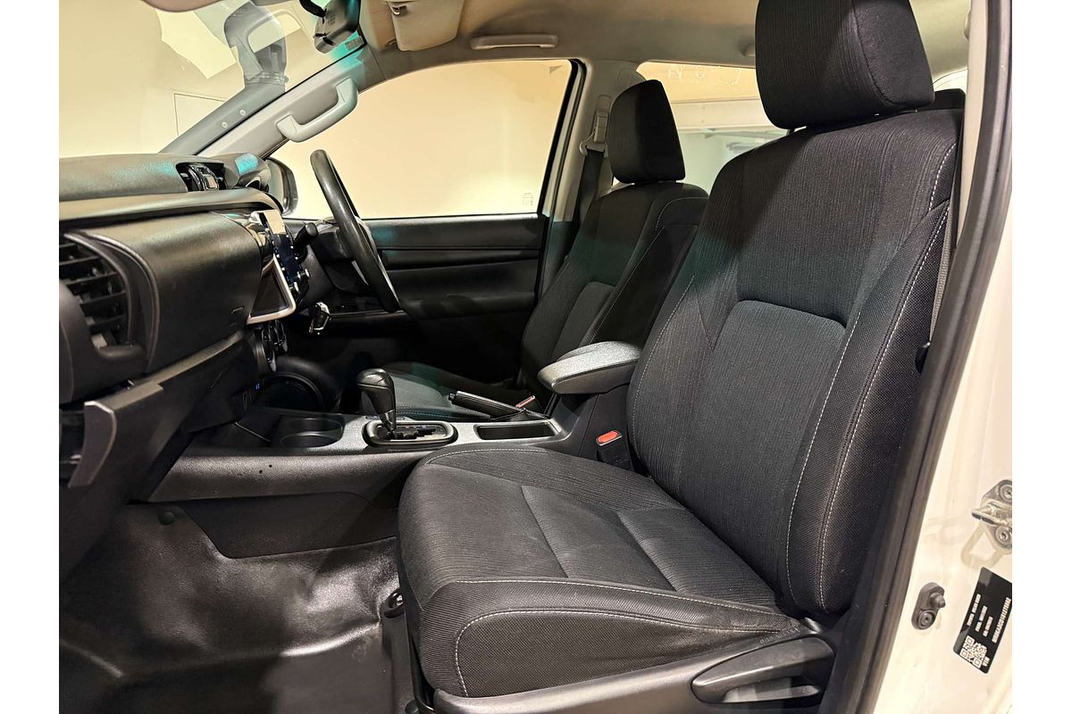 2022 Toyota Hilux SR GUN126R 4X4