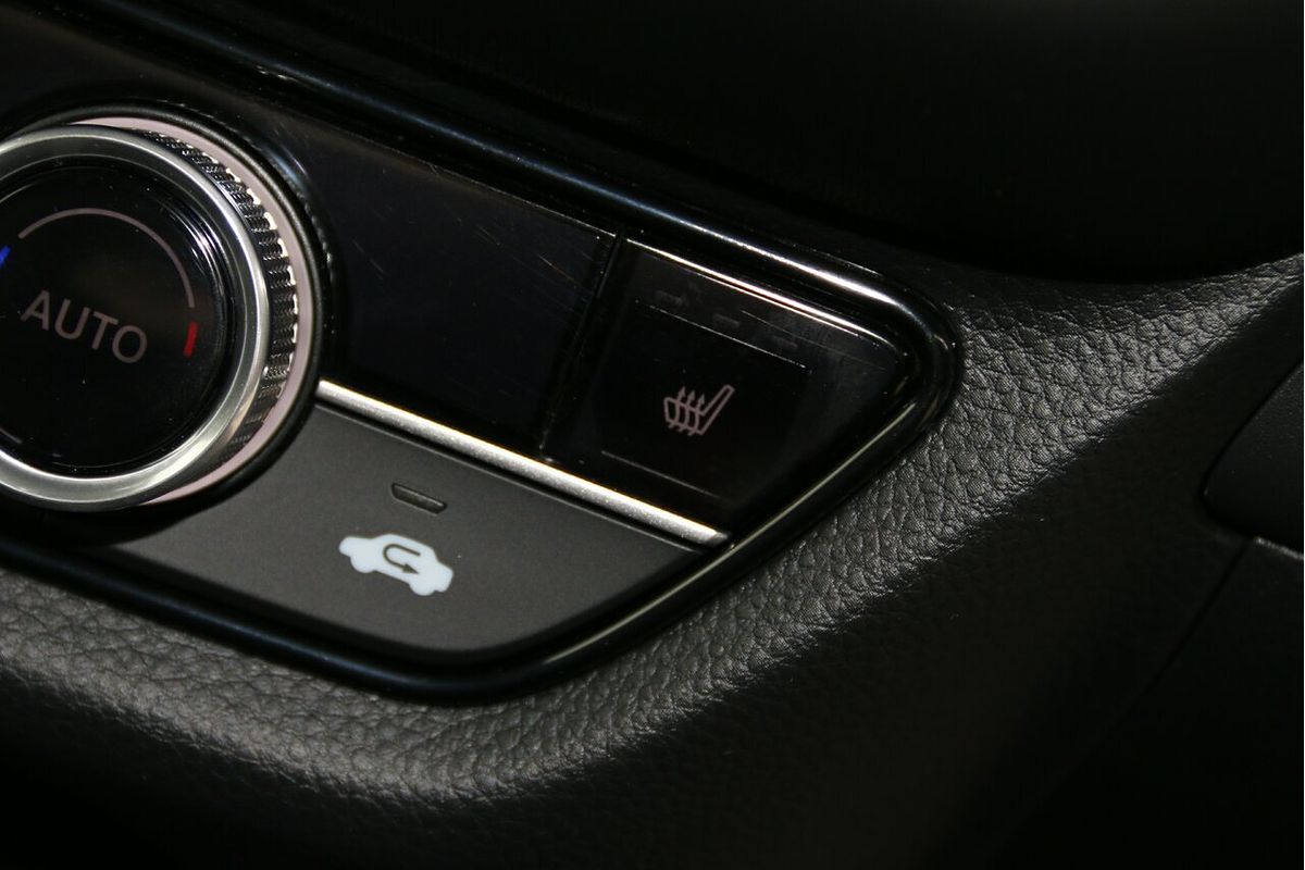 2024 Honda ZR-V e:HEV LX RZ