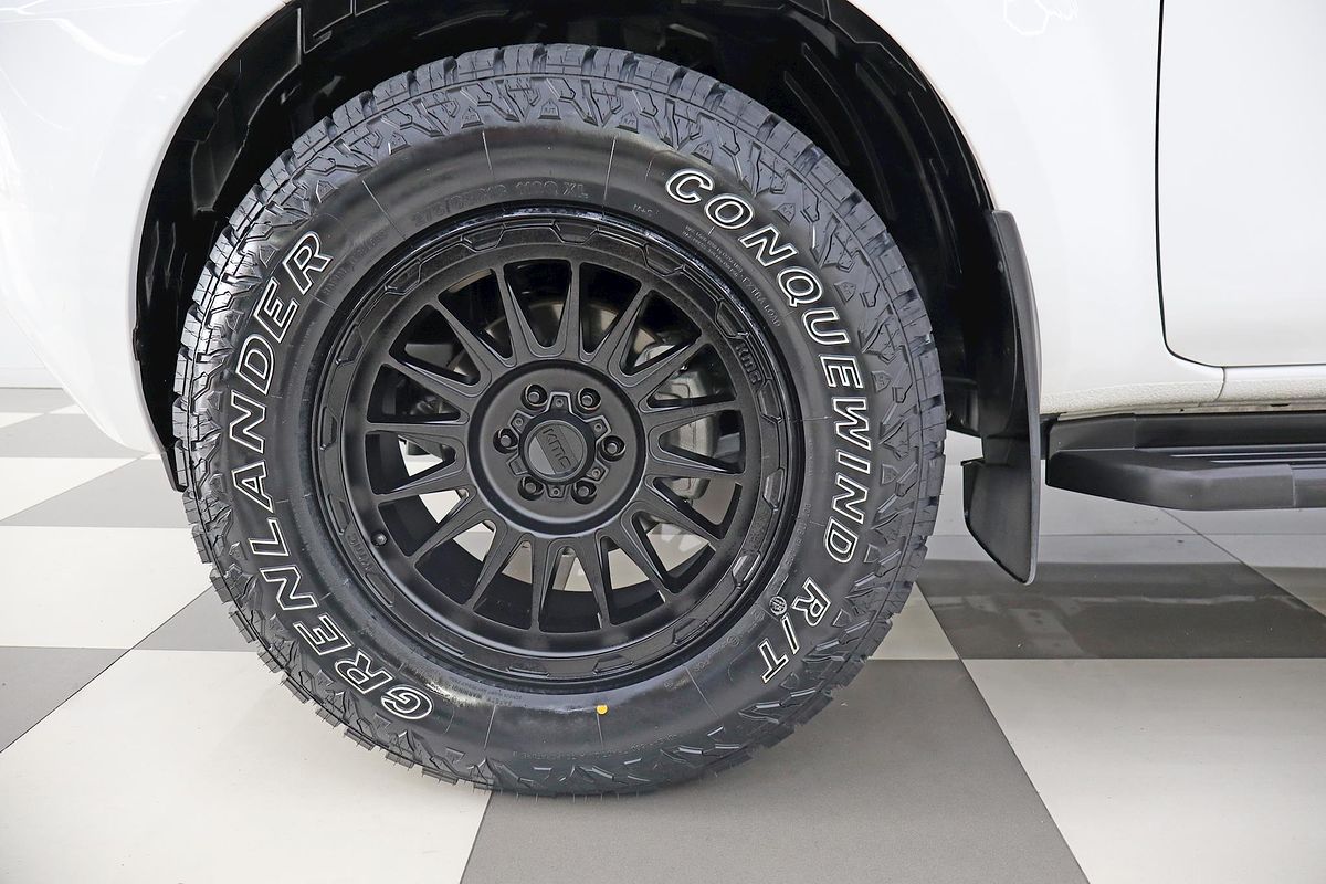 2021 Nissan Navara SL D23 Rear Wheel Drive