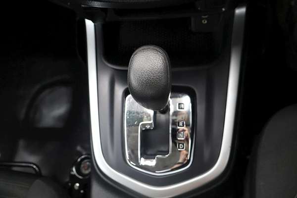 2021 Nissan Navara SL D23 Rear Wheel Drive
