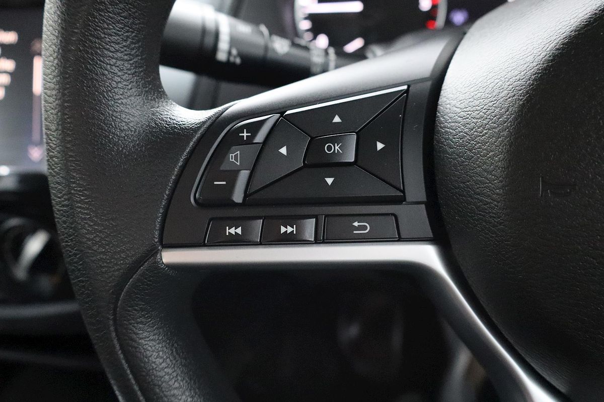 2021 Nissan Navara SL D23 Rear Wheel Drive