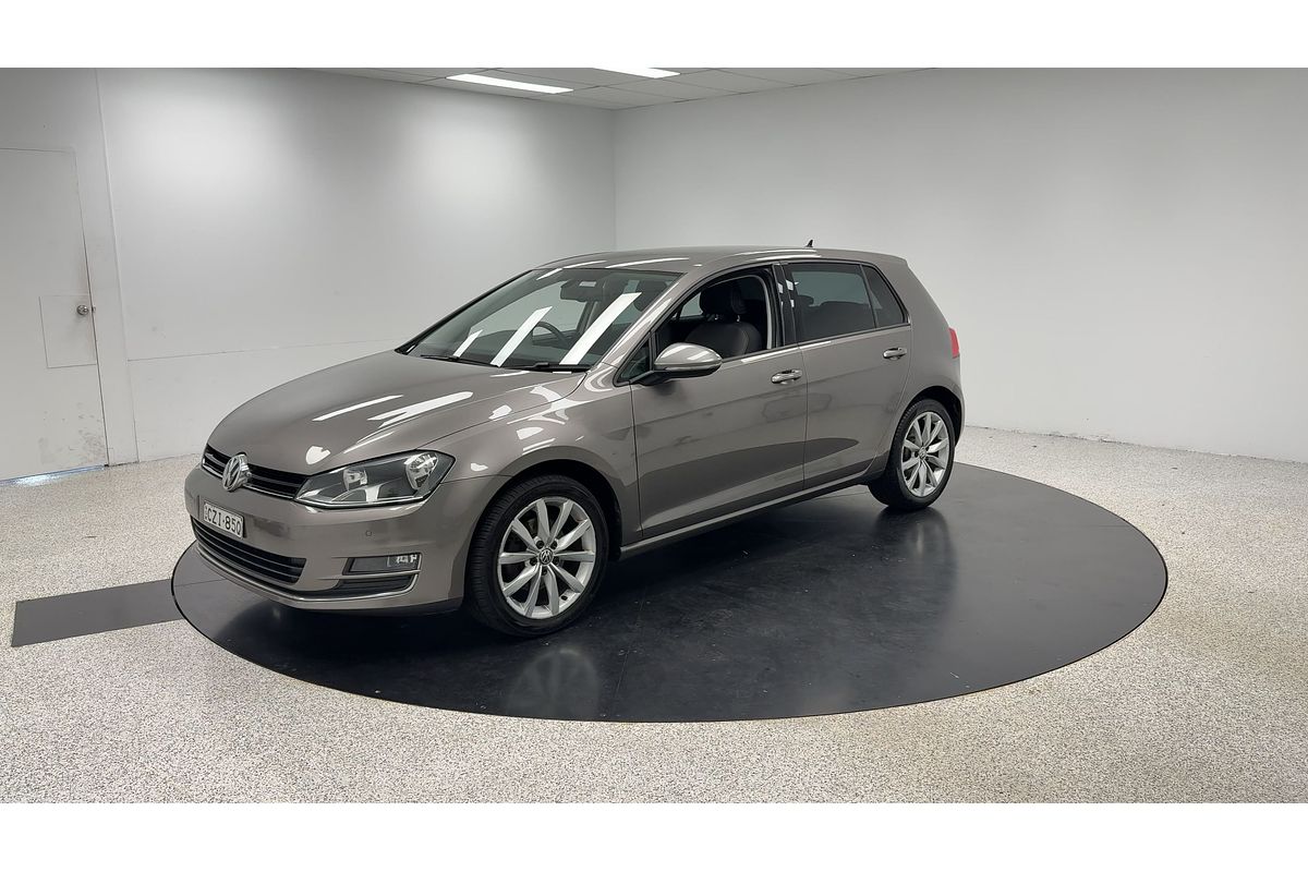 2015 Volkswagen Golf 103TSI Highline 7