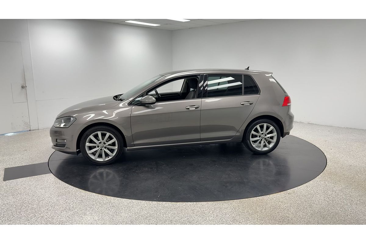 2015 Volkswagen Golf 103TSI Highline 7