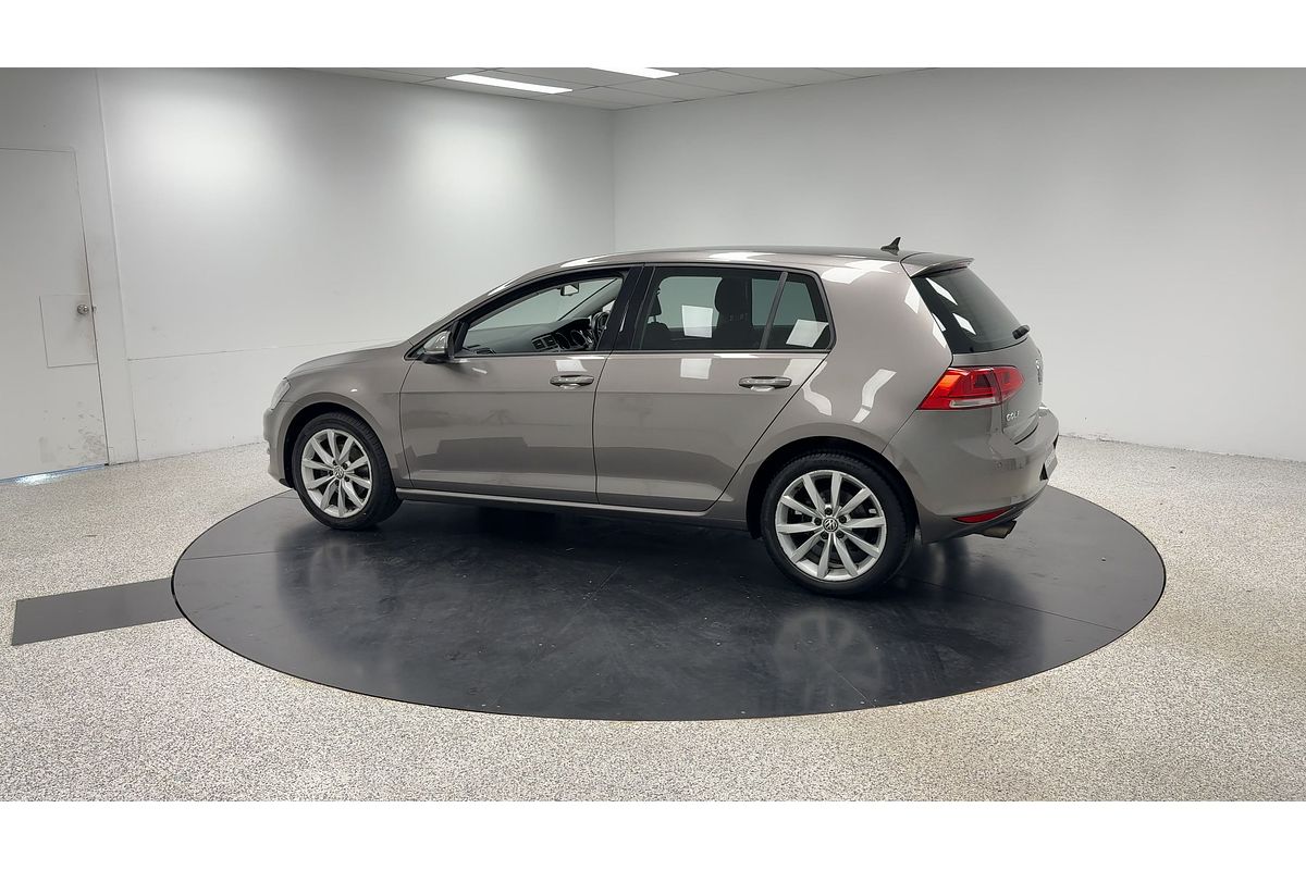 2015 Volkswagen Golf 103TSI Highline 7