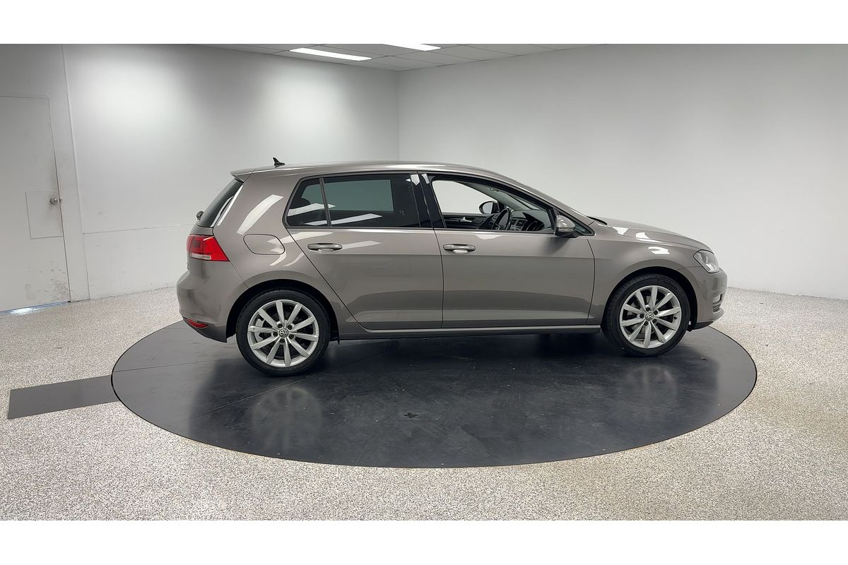 2015 Volkswagen Golf 103TSI Highline 7