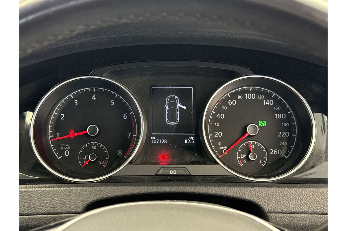 2015 Volkswagen Golf 103TSI Highline 7