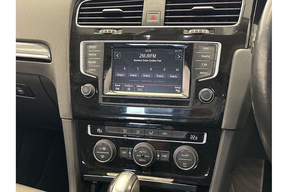 2015 Volkswagen Golf 103TSI Highline 7