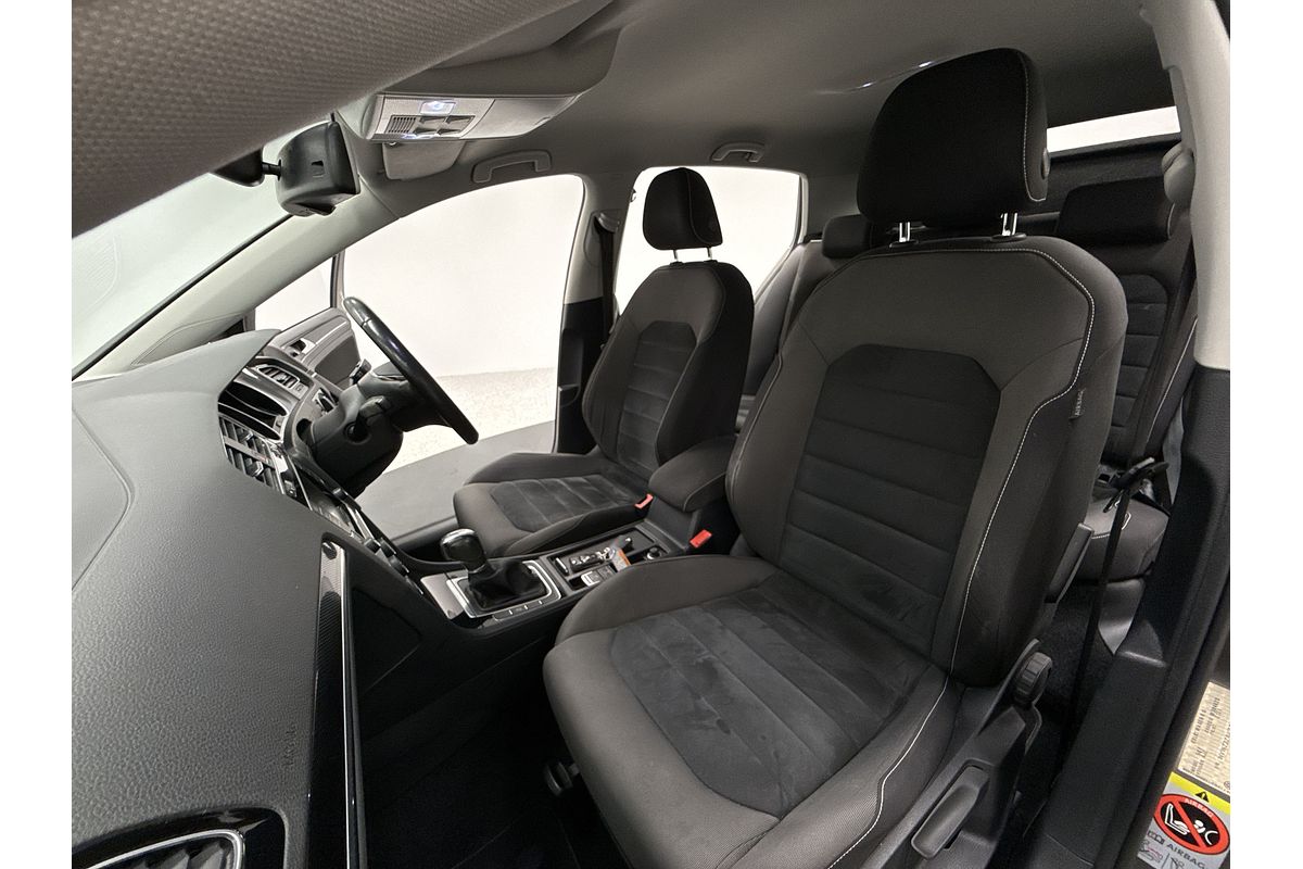 2015 Volkswagen Golf 103TSI Highline 7