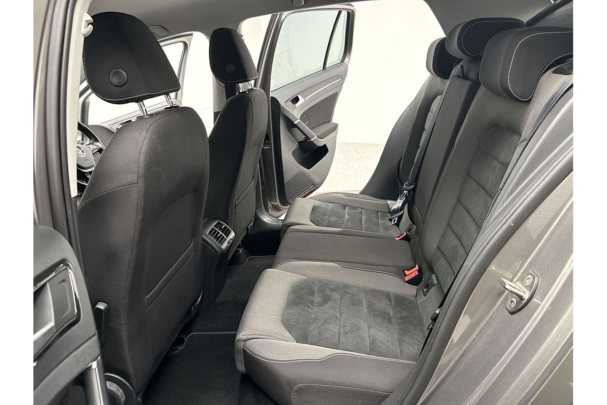 2015 Volkswagen Golf 103TSI Highline 7