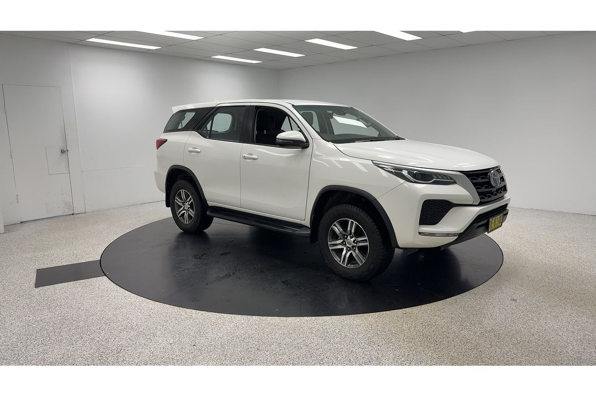 2022 Toyota Fortuner GX GUN156R