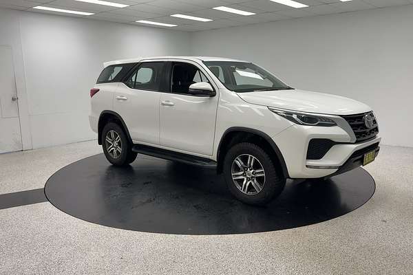 2022 Toyota Fortuner GX GUN156R