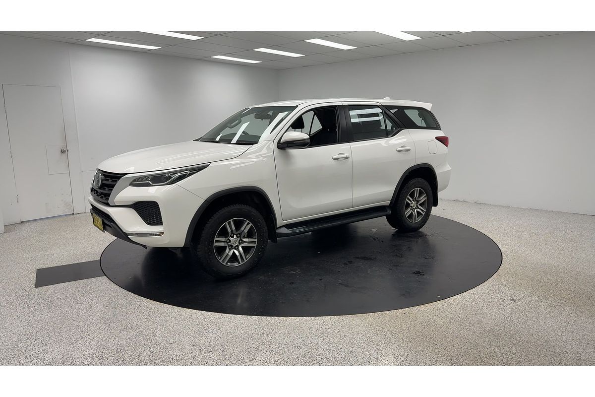2022 Toyota Fortuner GX GUN156R