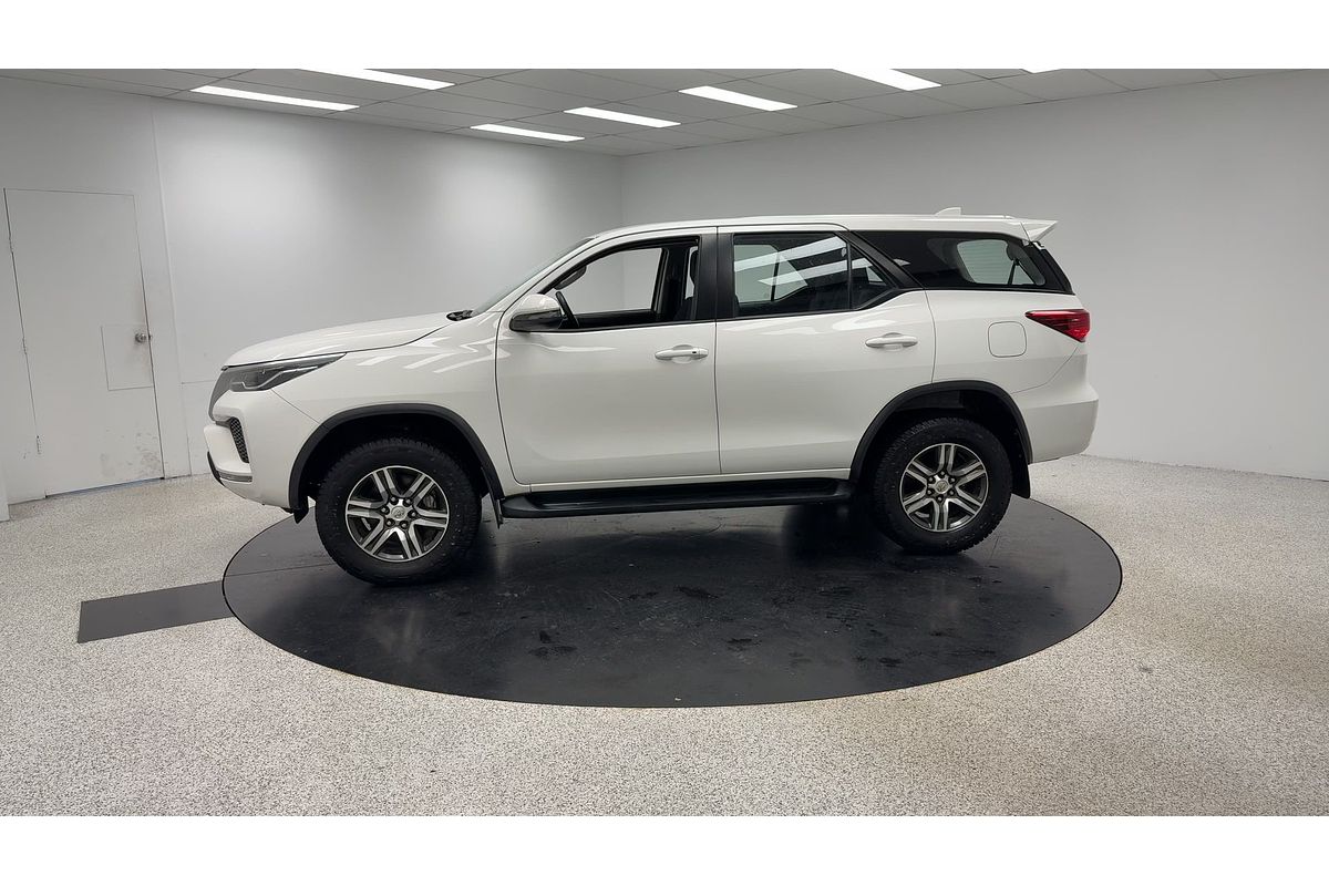 2022 Toyota Fortuner GX GUN156R