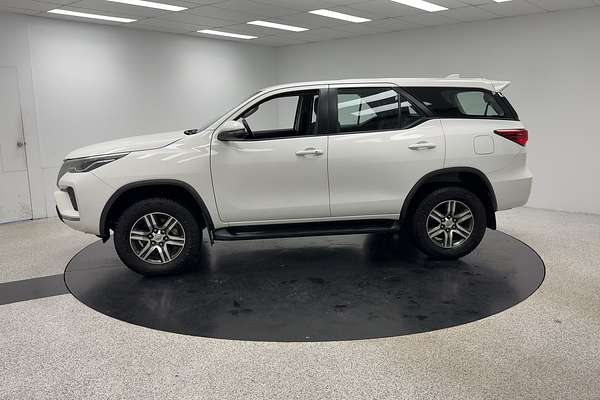 2022 Toyota Fortuner GX GUN156R