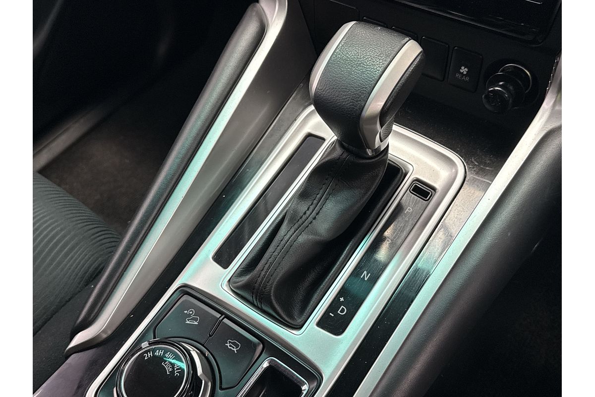 2018 Mitsubishi Pajero Sport GLX QE