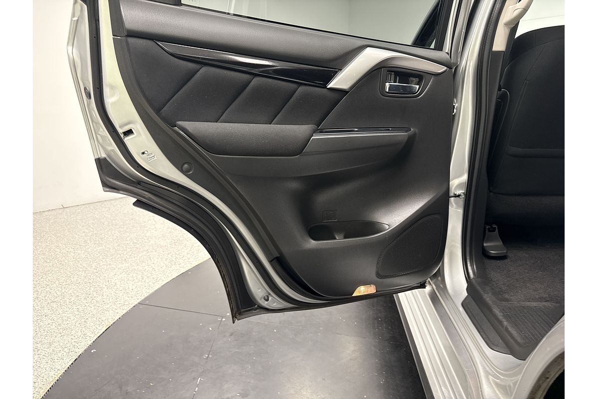 2018 Mitsubishi Pajero Sport GLX QE