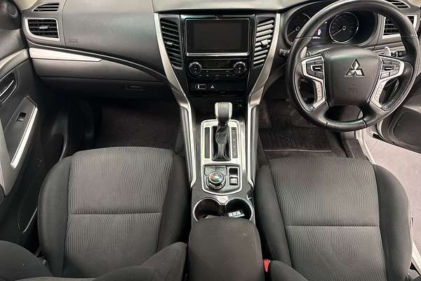 2018 Mitsubishi Pajero Sport GLX QE