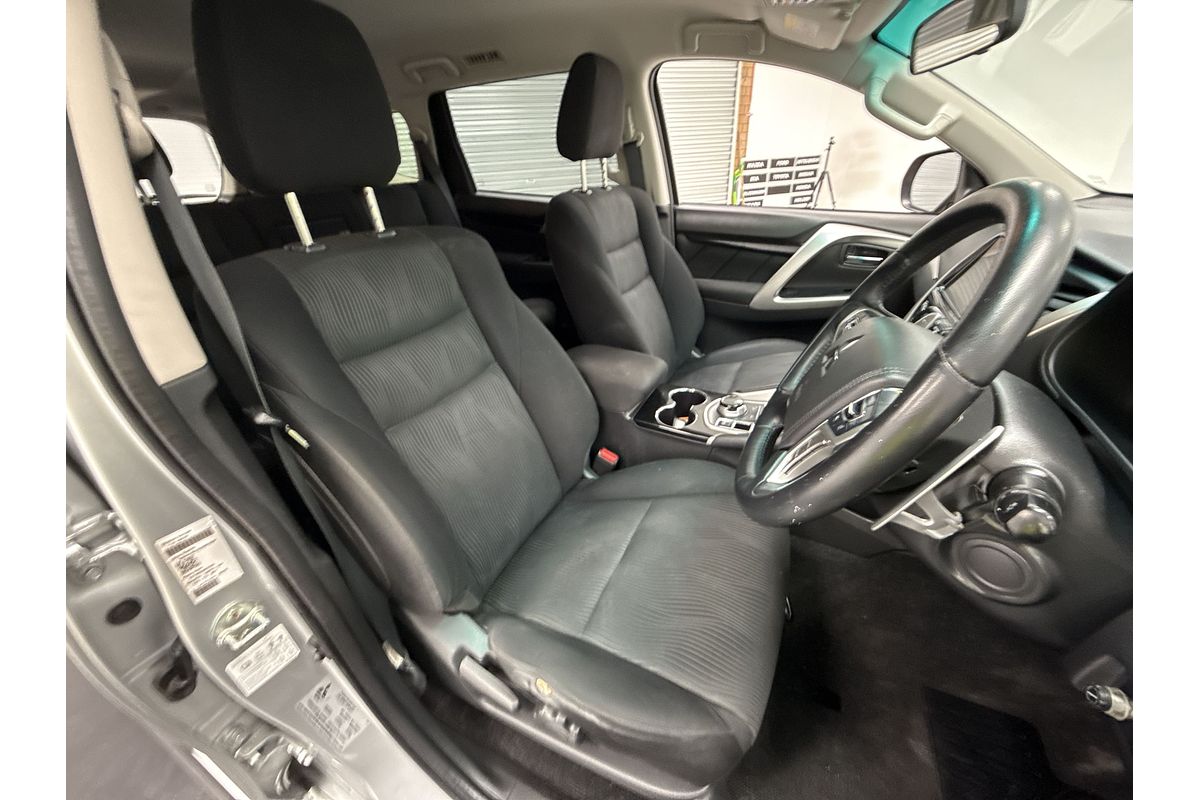 2018 Mitsubishi Pajero Sport GLX QE