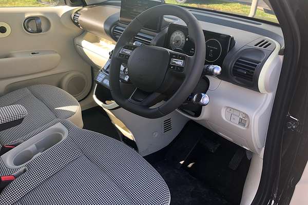 2025 Hyundai INSTER Extended Range AX.V1