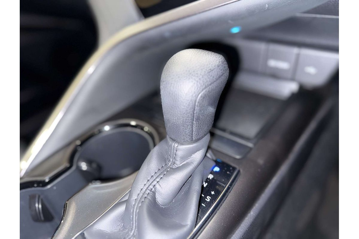 2024 Toyota Camry Ascent AXVH70R