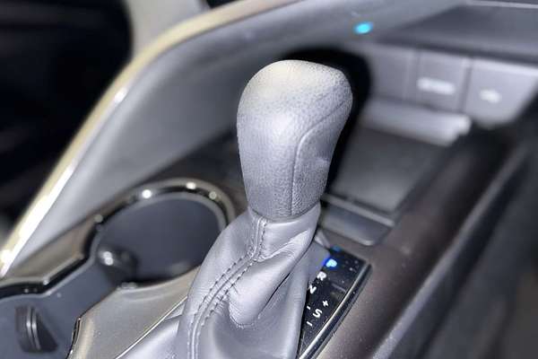 2024 Toyota Camry Ascent AXVH70R