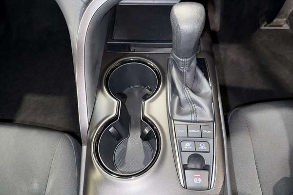 2024 Toyota Camry Ascent AXVH70R