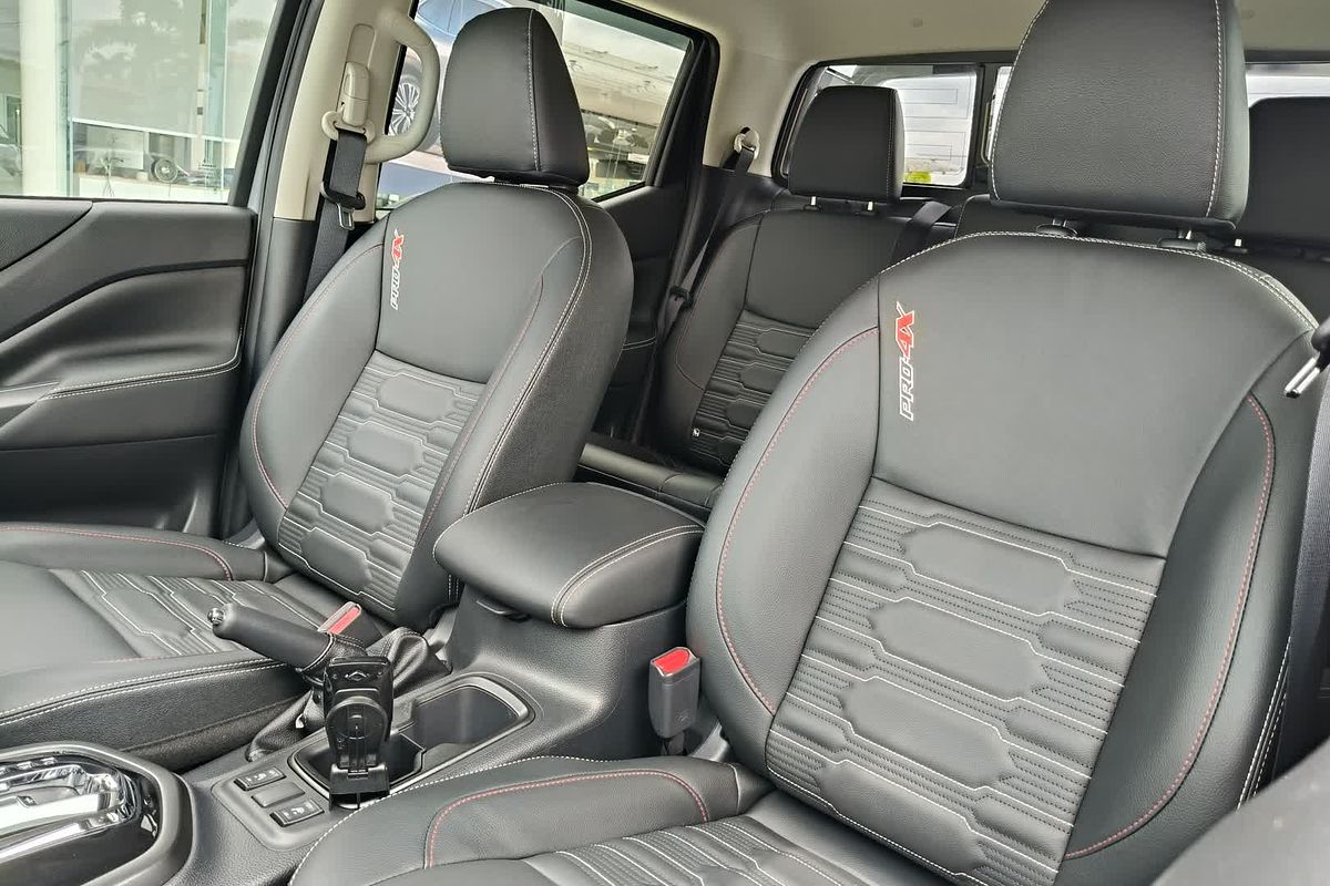 2023 Nissan Navara PRO-4X D23 4X4