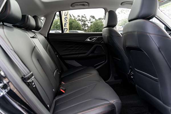 2025 MG HS Hybrid+ Essence AS33H