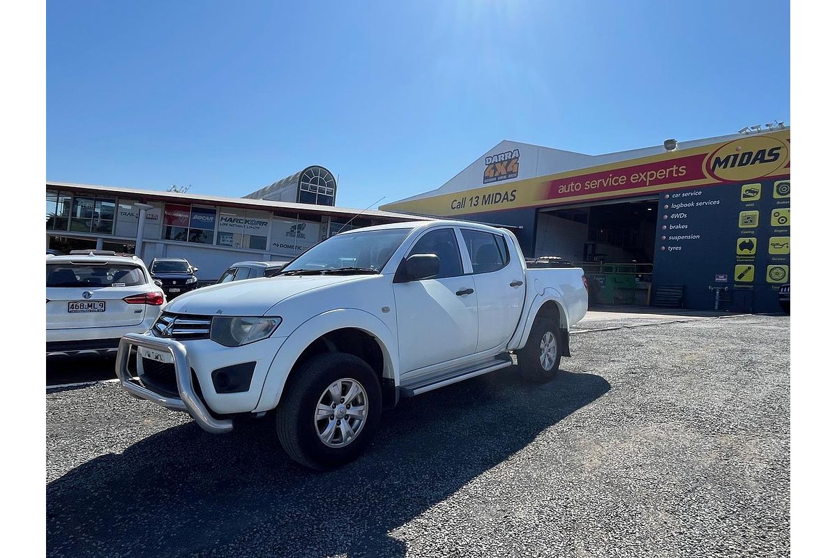 2013 Mitsubishi Triton GLX MN 4X4