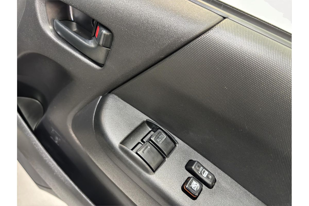2018 Toyota Hiace DX