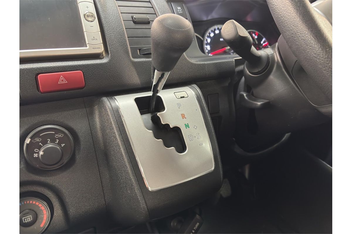 2018 Toyota Hiace DX