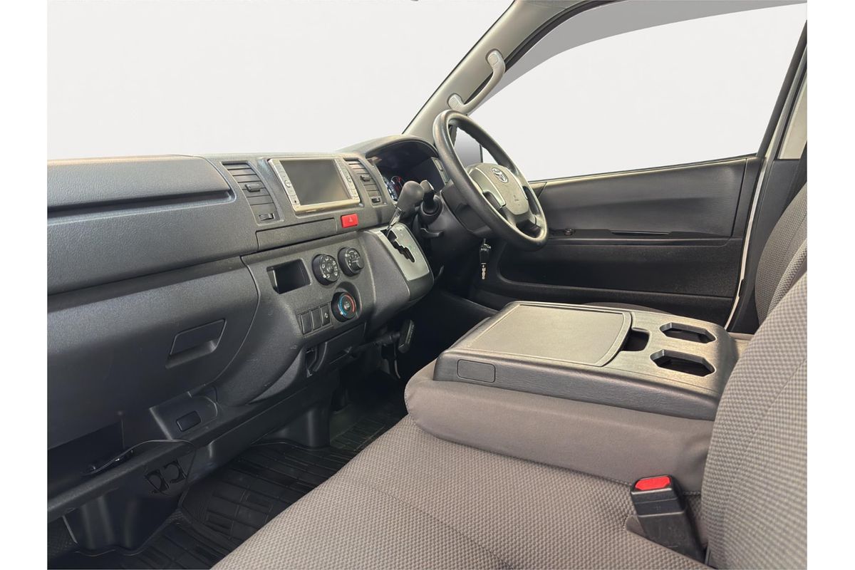 2018 Toyota Hiace DX