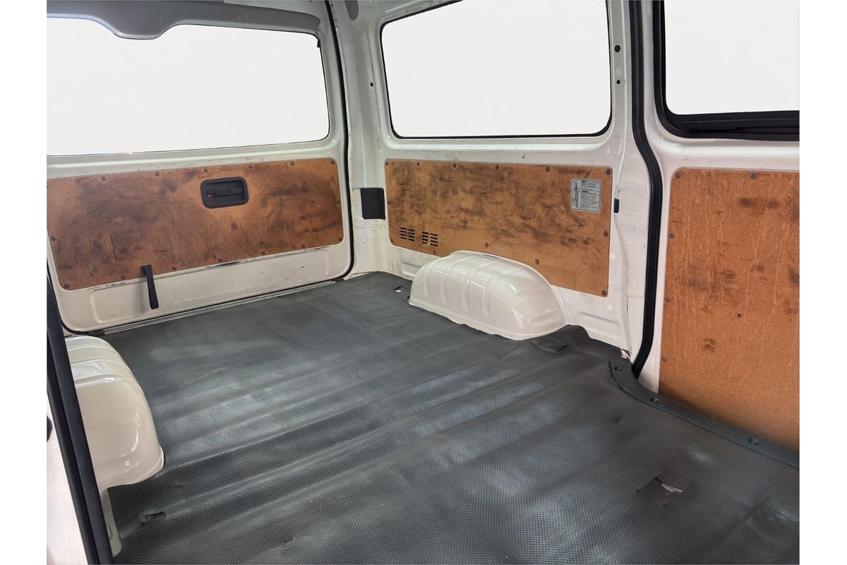 2018 Toyota Hiace DX