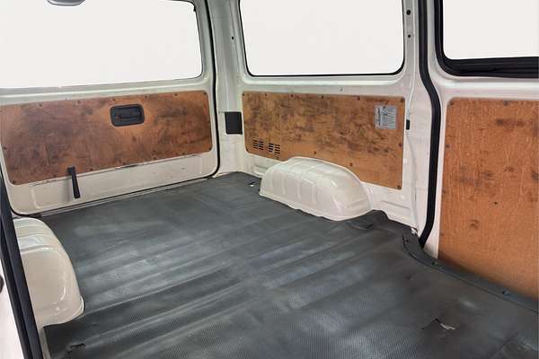 2018 Toyota Hiace DX